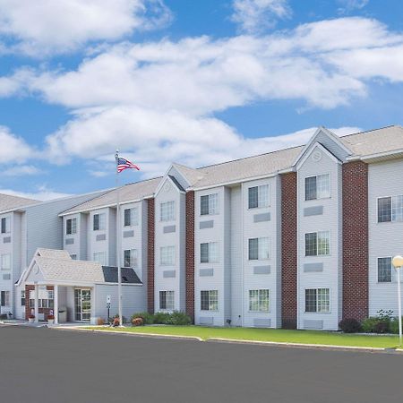 Microtel Inn & Suites By Wyndham Fond Du Lac Buitenkant foto