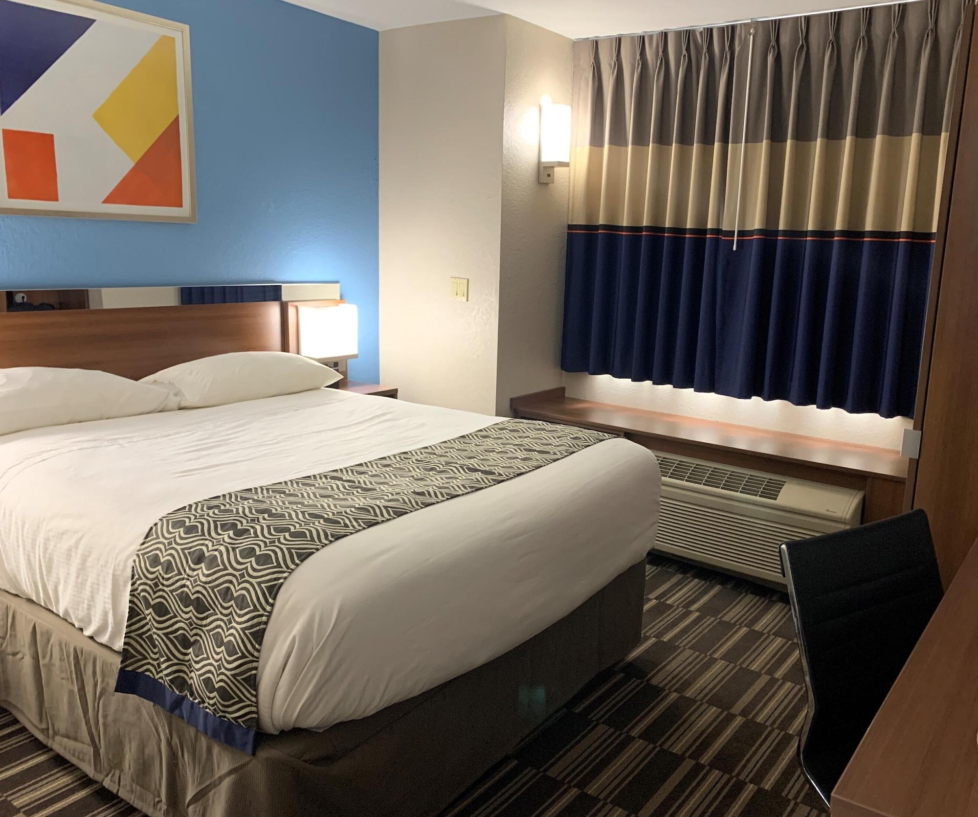 Microtel Inn & Suites By Wyndham Fond Du Lac Buitenkant foto