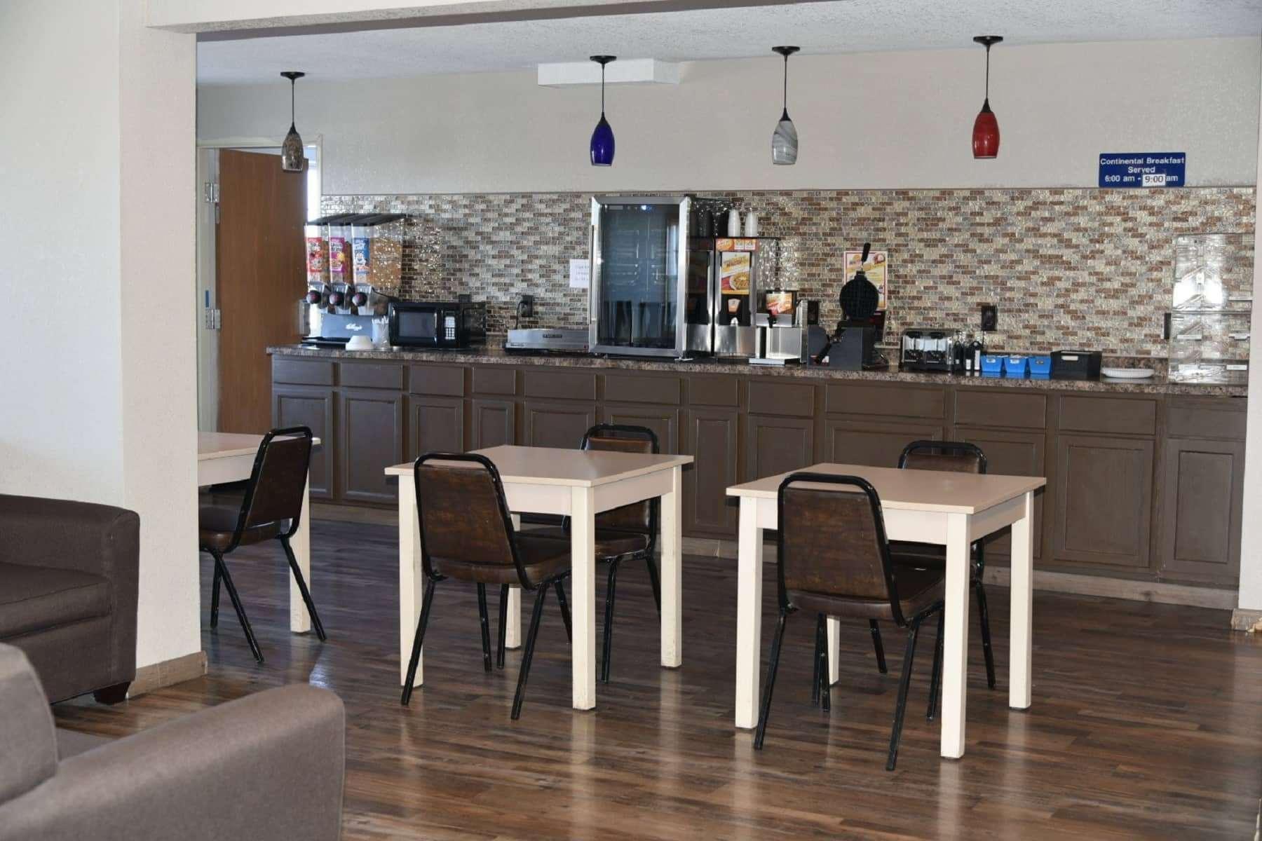 Microtel Inn & Suites By Wyndham Fond Du Lac Buitenkant foto